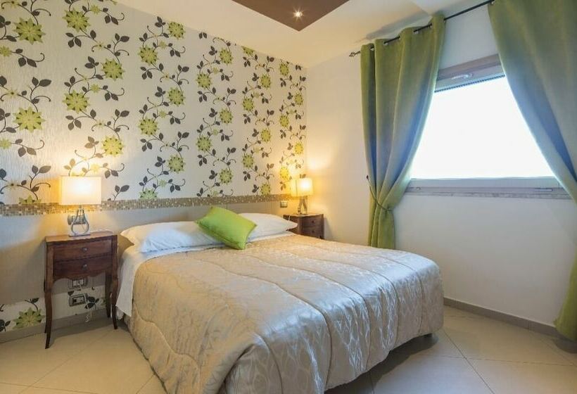 اتاق استاندارد چهار تخته, Villa Le Favole