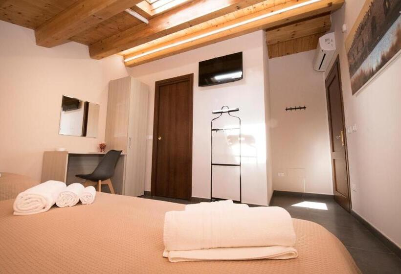 标准三人间, Casa Vacanze Malaclà