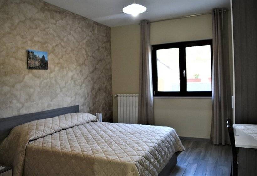 اتاق استاندارد با چشم‌انداز کوهستان, Spazio Natura