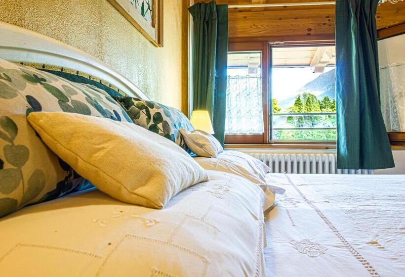 اتاق استاندارد, B&b Alla Loggia Dell Imperatore