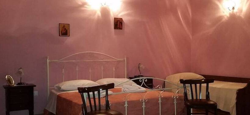 اتاق لوکس چهار تخته, Bed & Breakfast Dhafna Civita