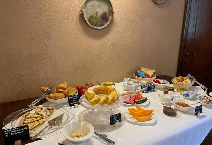 اتاق خانوادگی, Agriturismo Monte Giove