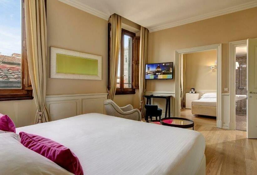 اتاق لوکس سه تخته, Grand Hotel Cavour