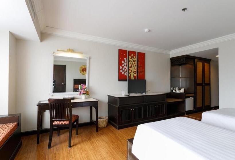 اتاق لوکس, Amora Thapae Hotel Chiang Mai
