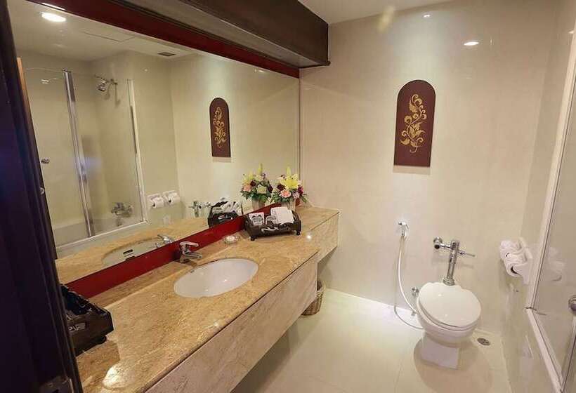 اتاق لوکس, Amora Thapae Hotel Chiang Mai