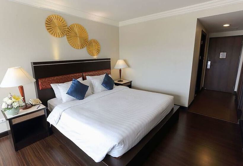 اتاق لوکس, Amora Thapae Hotel Chiang Mai