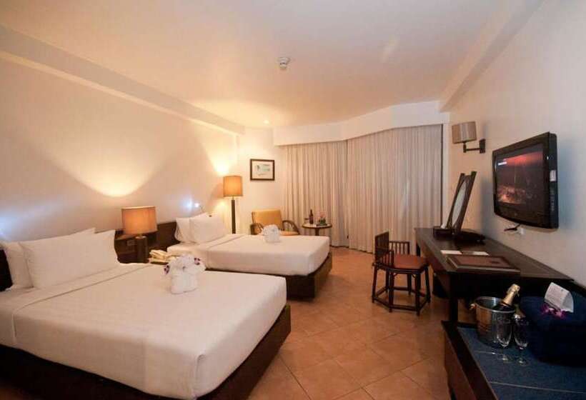 اتاق لوکس با چشم‌انداز باغ, Aonang Villa Resort I Beach Front