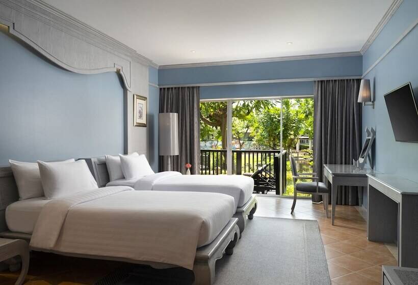 اتاق لوکس با چشم‌انداز باغ, Aonang Villa Resort I Beach Front