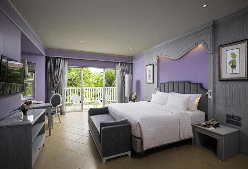 اتاق لوکس با چشم‌انداز استخر, Aonang Villa Resort I Beach Front
