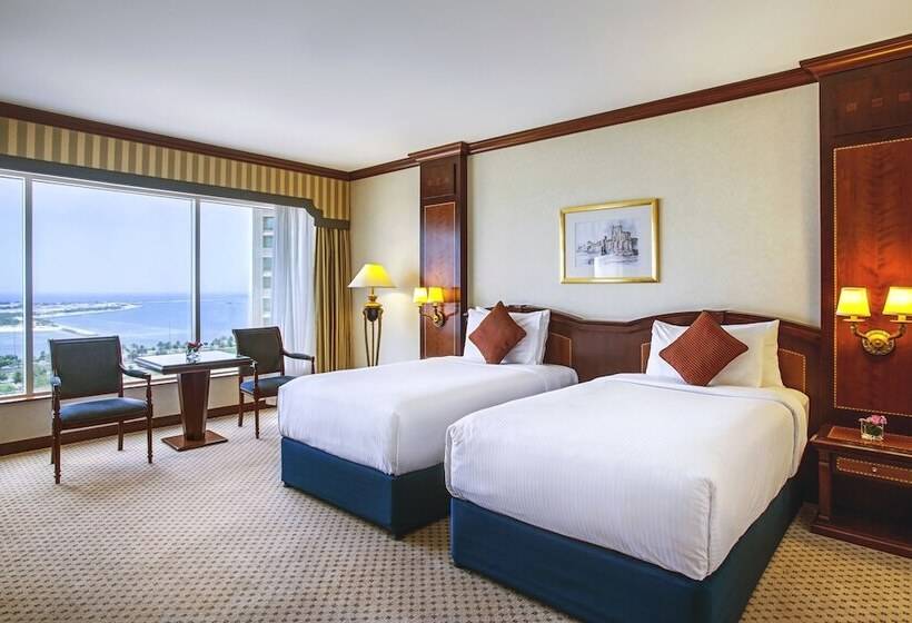 اتاق کلاب, Corniche Hotel Abu Dhabi
