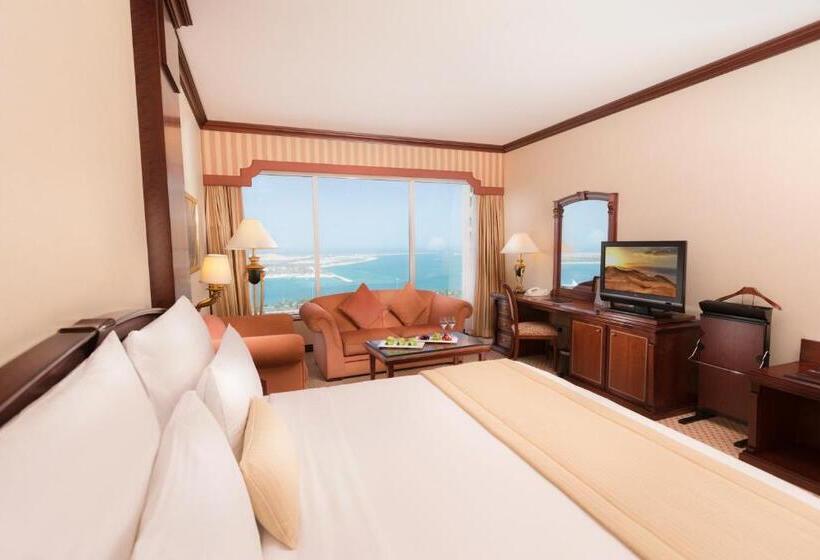 اتاق کلاب, Corniche Hotel Abu Dhabi
