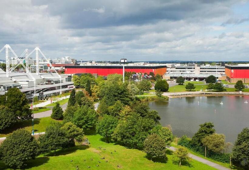 اتاق استاندارد با چشم‌انداز دریاچه, Crowne Plaza Birmingham Nec, An Ihg
