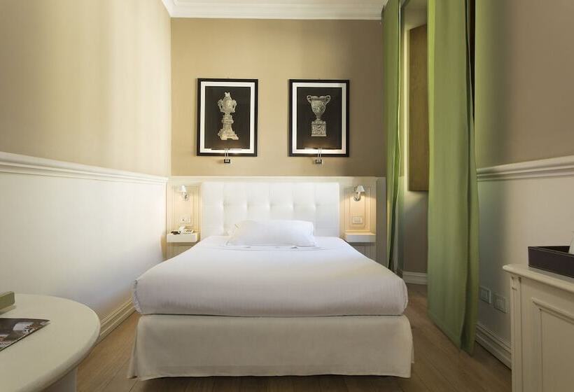 اتاق استاندارد یک نفره, Grand Hotel Cavour