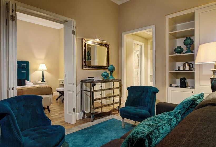 سوییت, Grand Hotel Cavour