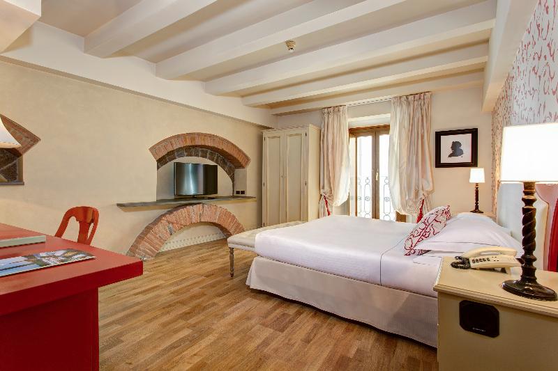 اتاق سوپریور, Grand Hotel Cavour