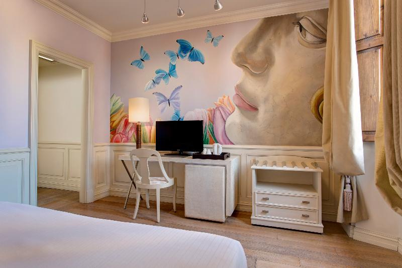 اتاق لوکس, Grand Hotel Cavour
