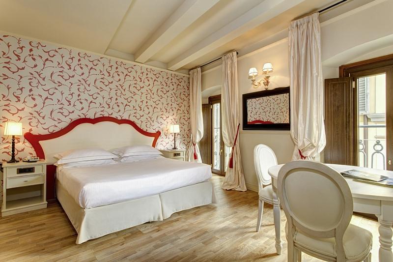 اتاق لوکس, Grand Hotel Cavour