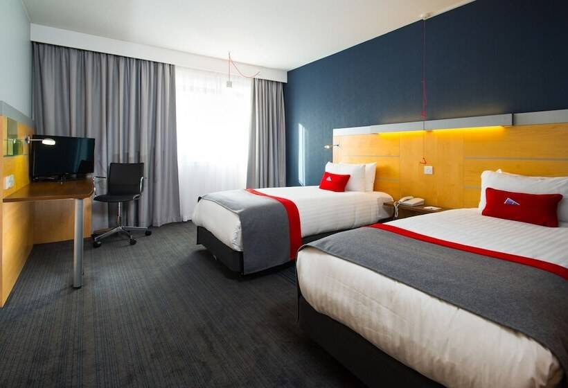 اتاق استاندارد, Holiday Inn Express Cambridge, An Ihg