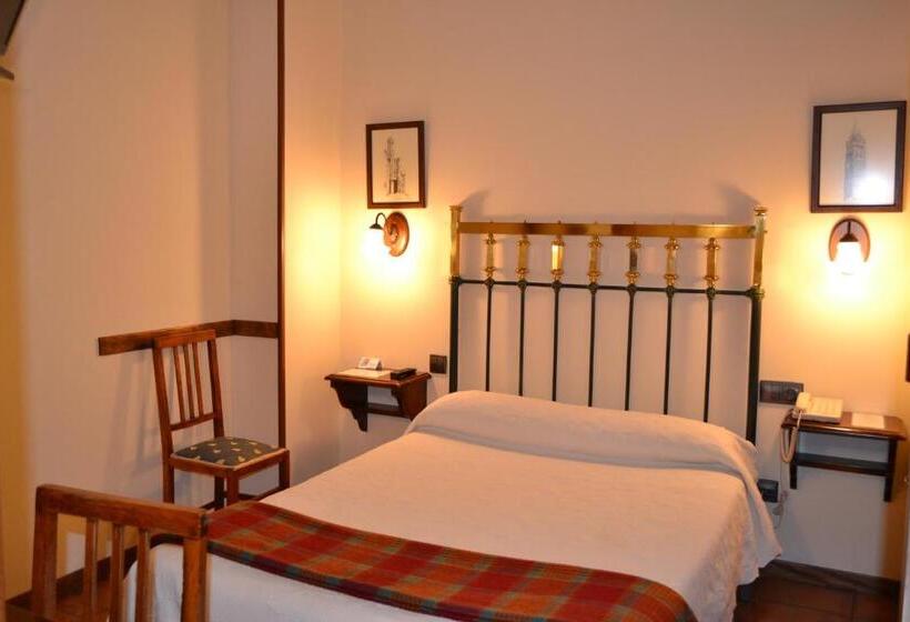 Chambre Economy, Hostal Santa Agueda