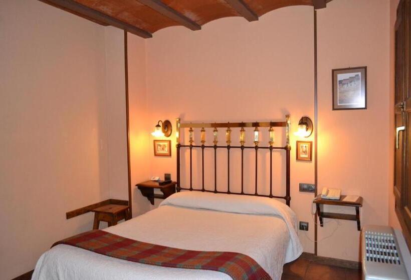 غرفة إقتصادية, Hostal Santa Agueda