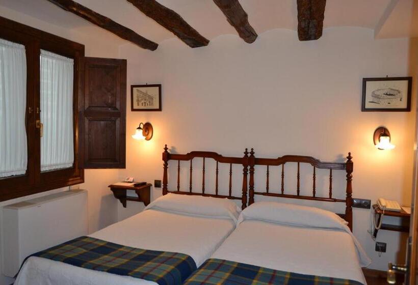 غرفة إقتصادية, Hostal Santa Agueda