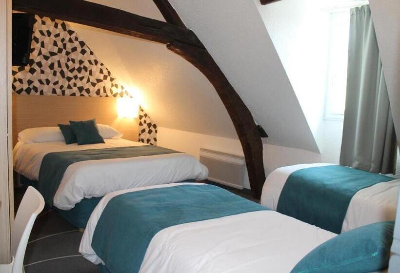 اتاق استاندارد چهار تخته, Hôtel Le Blason