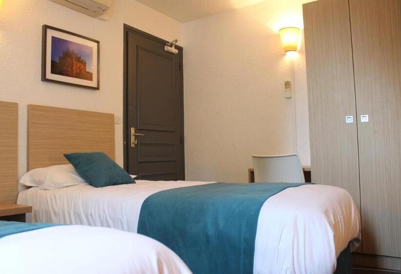 اتاق استاندارد چهار تخته, Hôtel Le Blason