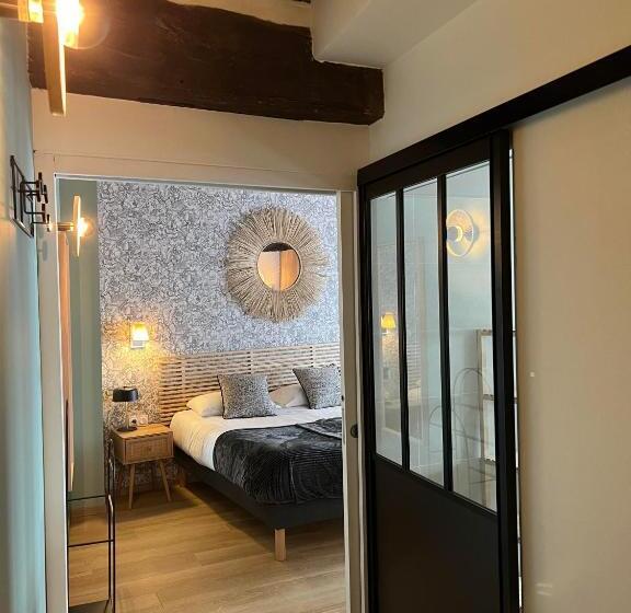 سوییت, Hôtel Le Blason