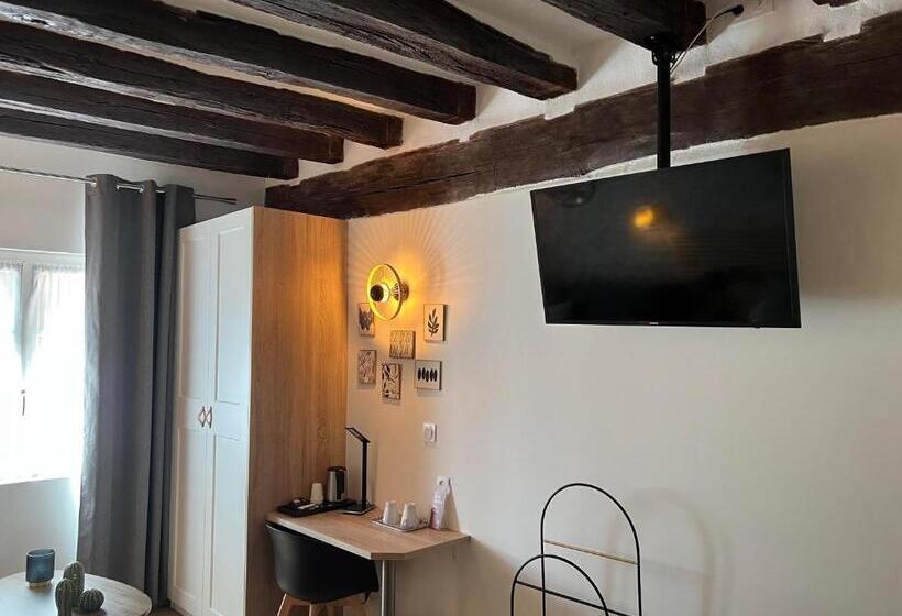 سوییت, Hôtel Le Blason