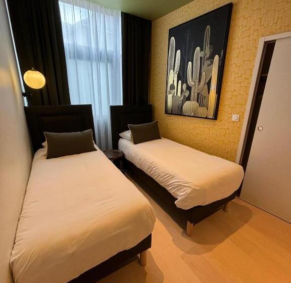 سوییت جونیور, Hôtel Le Blason