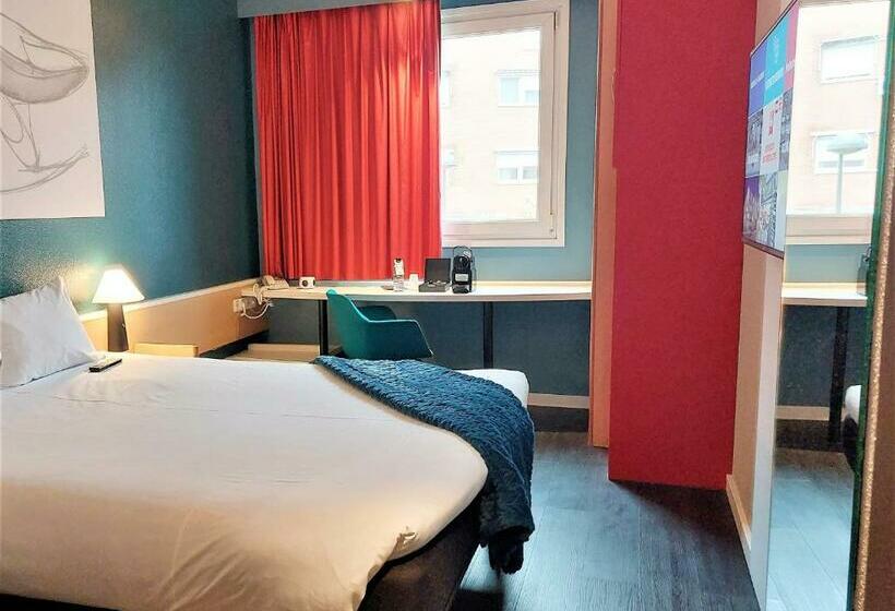 Quarto Comfort, Ibis Madrid Fuenlabrada