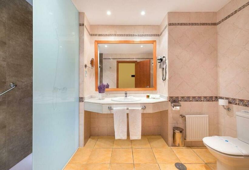 اتاق استاندارد با تراس و چشم‌انداز دریا, Ipv Palace & Spa   Adults Recommended