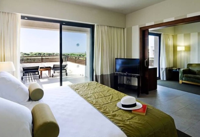 جناح جونيور, Precise Resort El Rompido-The Hotel