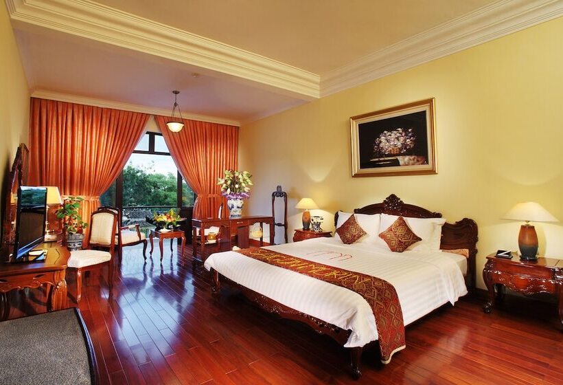 Executive Suite, Saigon Morin