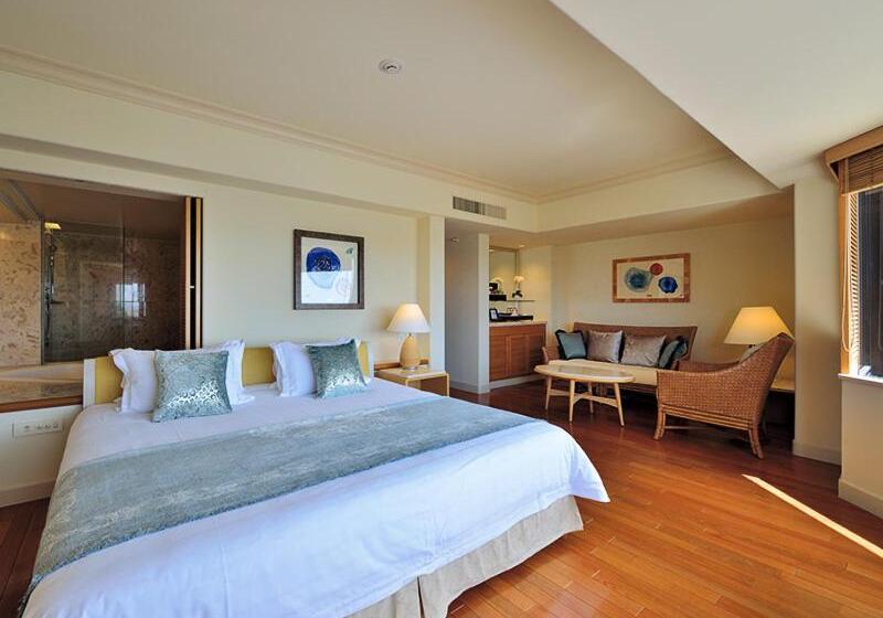 Executive Suite King Bed, The Naha Terrace