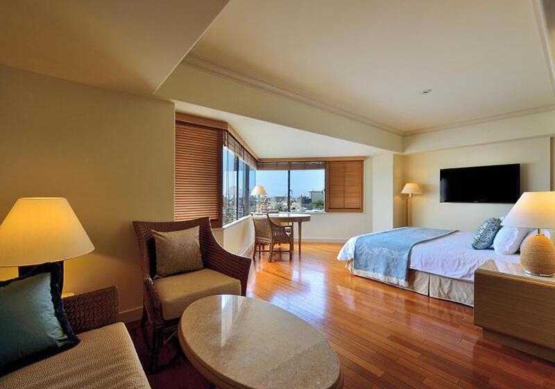 Suite Executive Letto King, The Naha Terrace