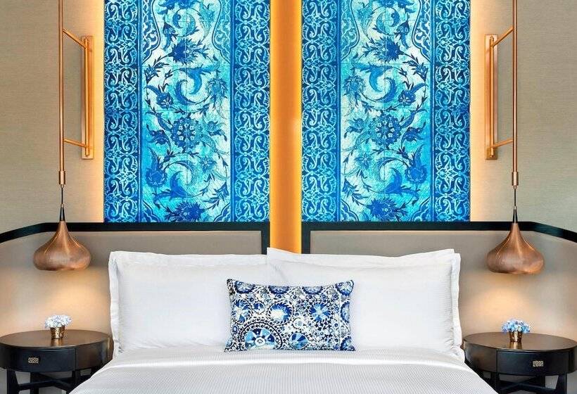 اتاق کلاب, The Ritz Carlton, Istanbul At The Bosphorus