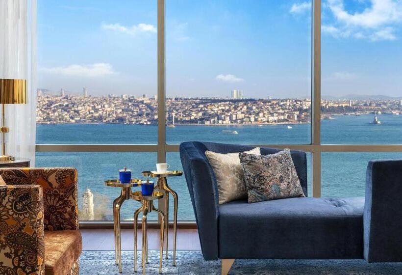 سوئیت کلوب با چشم‌انداز, The Ritz Carlton, Istanbul At The Bosphorus