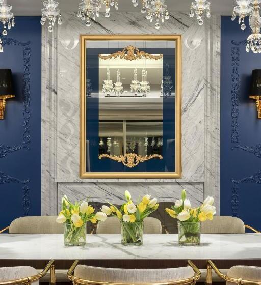 سوئیت کلوب با چشم‌انداز, The Ritz Carlton, Istanbul At The Bosphorus