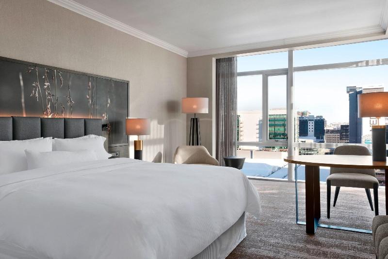 اتاق اجرایی با تخت بزرگ, The Westin Cape Town