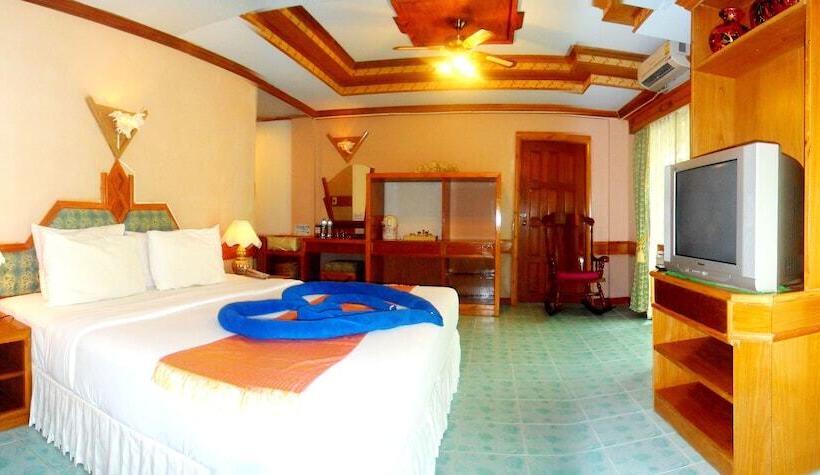 豪华房间带漩涡浴缸, Koh Chang Resort