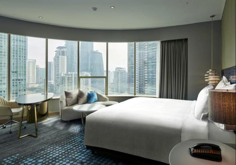 سوییت اجرایی, Pullman Kuala Lumpur City Centre Hotel & Residences