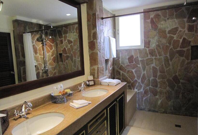 اتاق استاندارد با چشم‌انداز, Rabbit Resort Pattaya