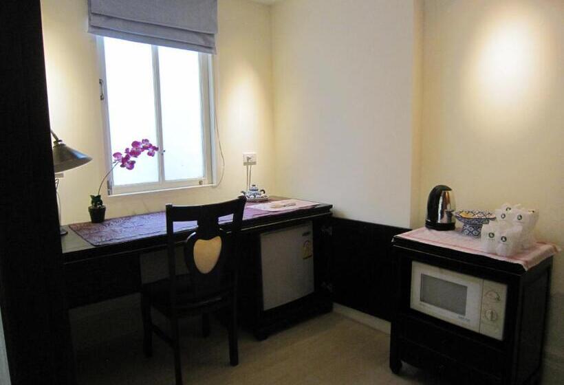 اتاق استاندارد با چشم‌انداز, Rabbit Resort Pattaya