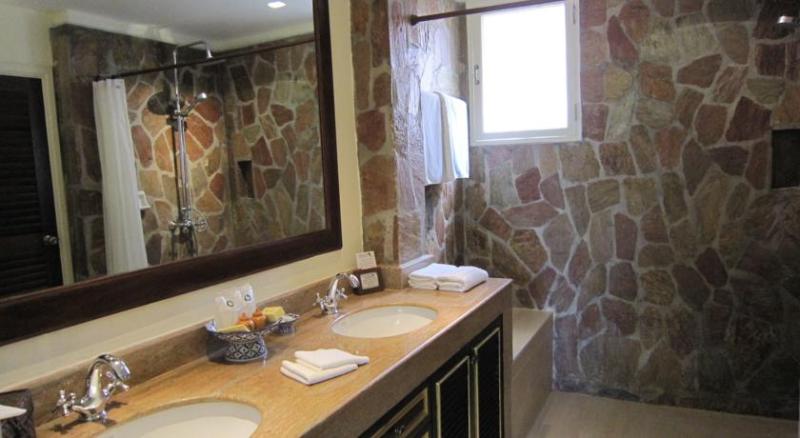 اتاق استاندارد با چشم‌انداز استخر, Rabbit Resort Pattaya