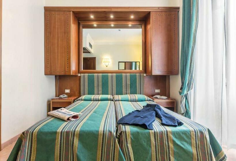 اتاق اکونومی, Raeli Hotel Siracusa