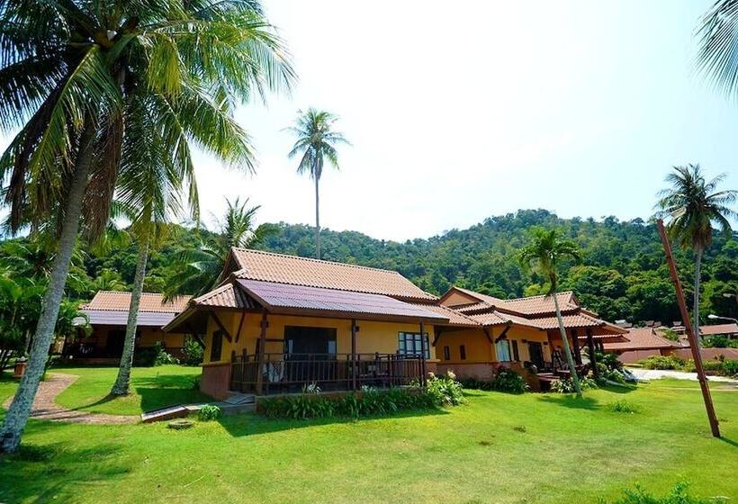 Villa 1 Camera da Letto Vista Giardino, The Aiyapura Koh Chang