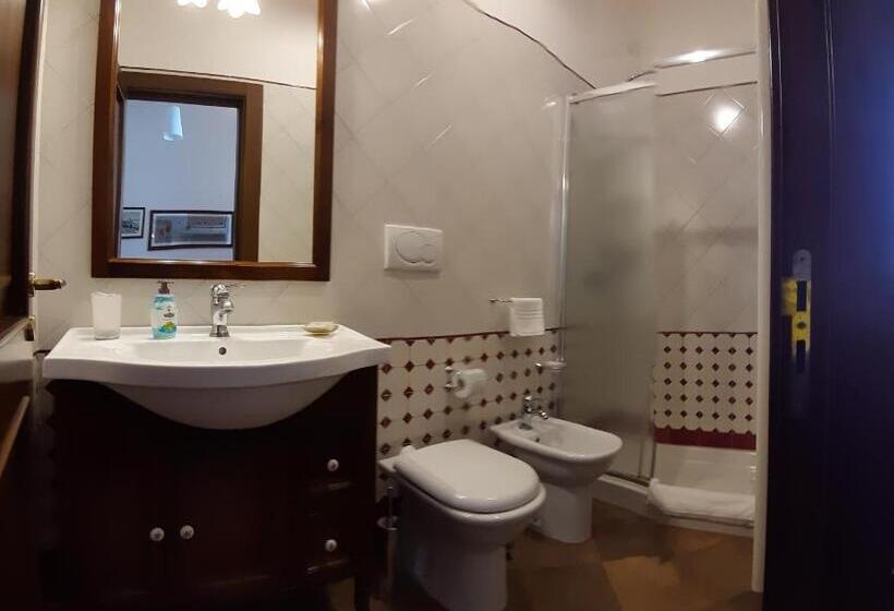 اتاق استاندارد, B&b Corte Barocca