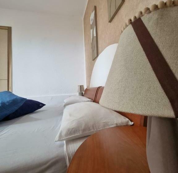 اتاق استاندارد سه نفره, B&b Verzavò