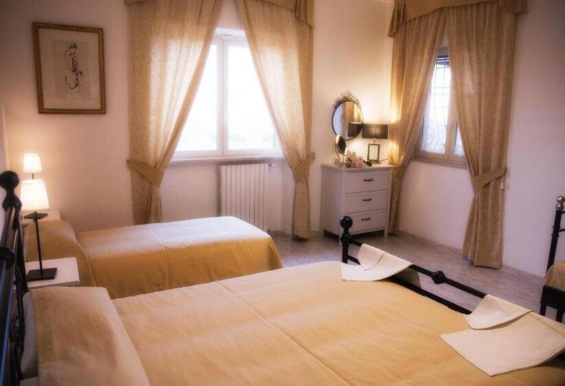 اتاق استاندارد سه نفره, Bed And Breakfast Nonna Loreta